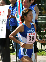 力走する新谷選手